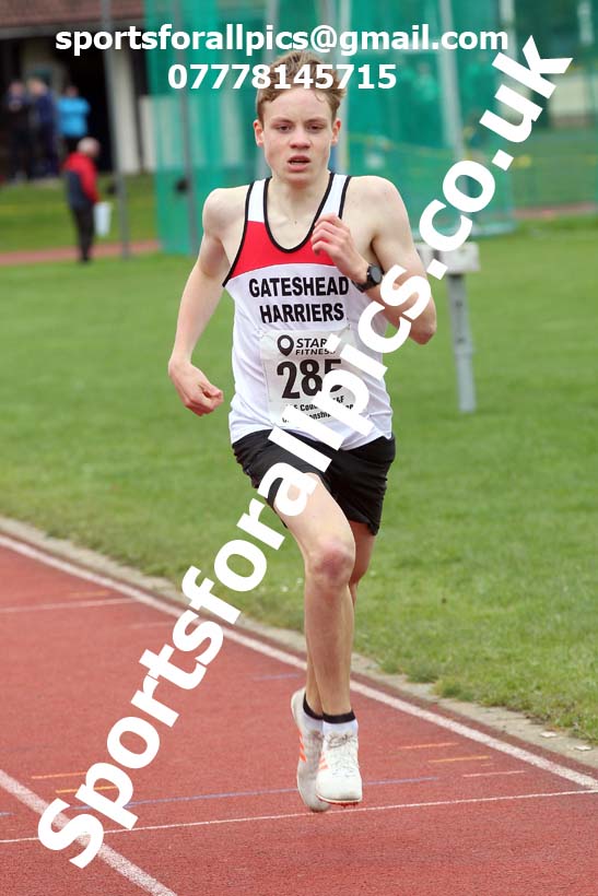 800 metres, NECAA Open Meeting, Morpeth, Sunday, October 18th. David T. Hewitson/Sports for All Pics